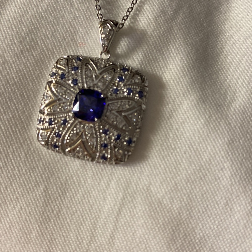 JTV 18” Bella Luce Esotica Tanzanite pendant - Picture 9 of 14